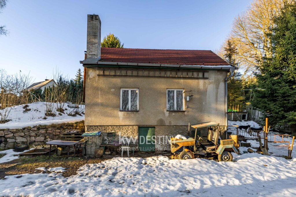 prodej-chaty-90-m2-s-pozemkem-305-m2-kliny-24-c8c4e7