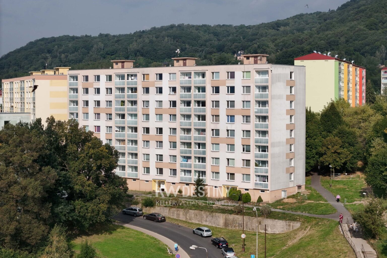 prodej-byty-4-1-99-m2-krupka-marsov-byt-krupka-dron-8-33ae5b