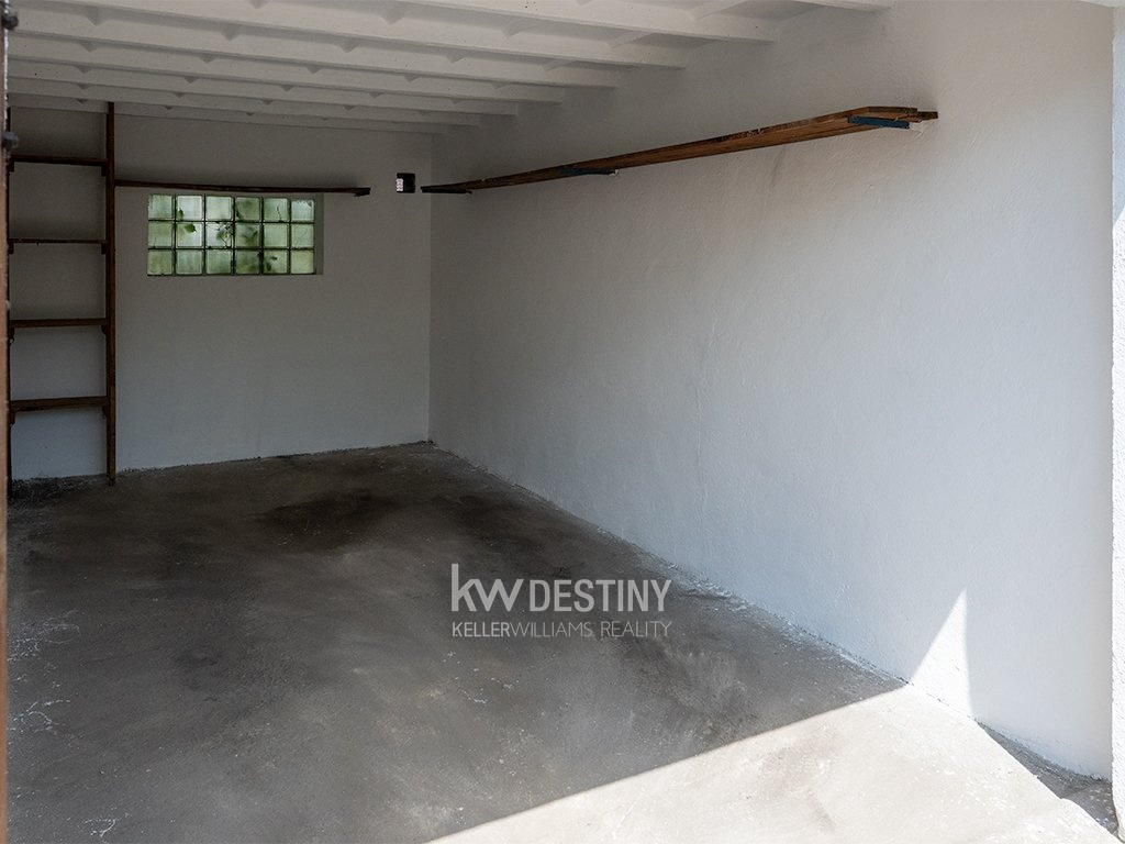 prodej-garaze-18-m2-teplice-dsc-6078-33e983