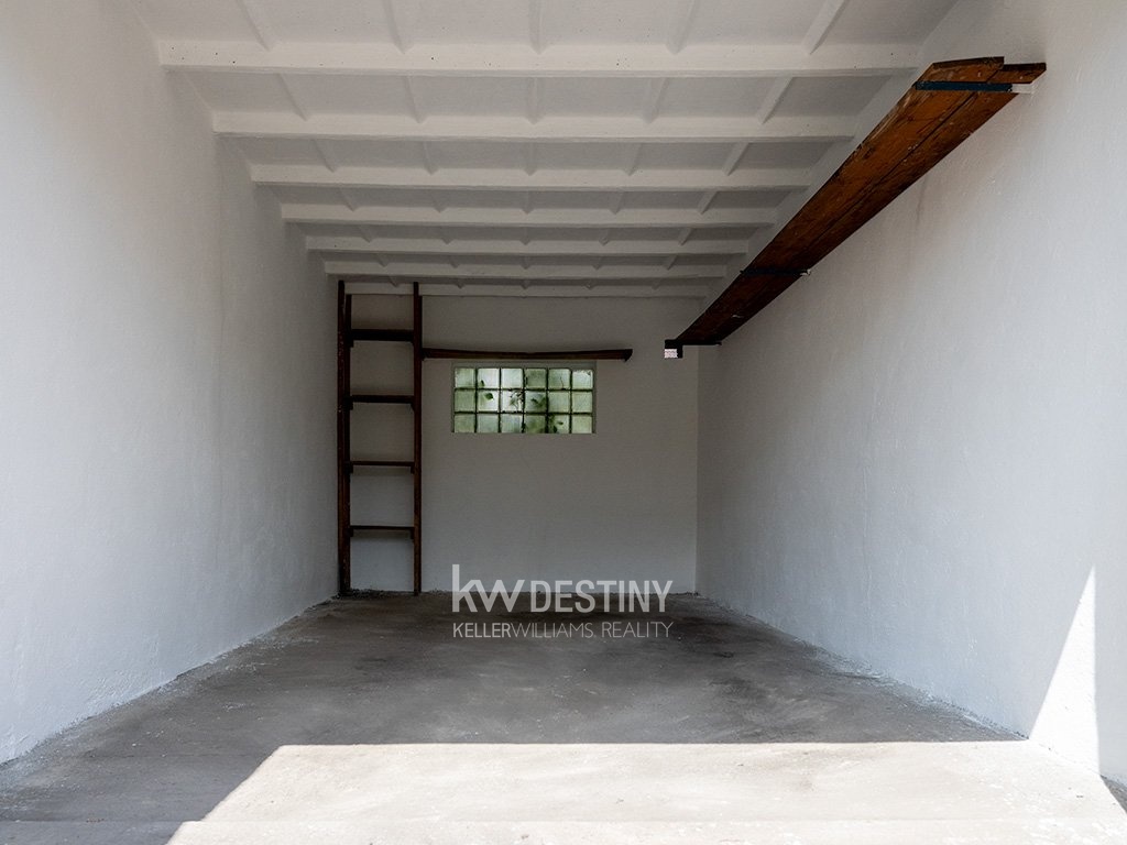 prodej-garaze-18-m2-teplice-dsc-6084-a52e2f