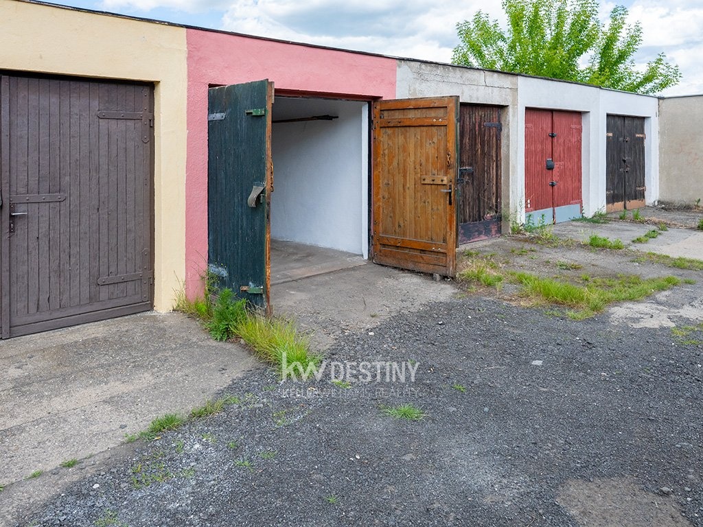 prodej-garaze-18-m2-teplice-dsc-6093-edit-1bb291