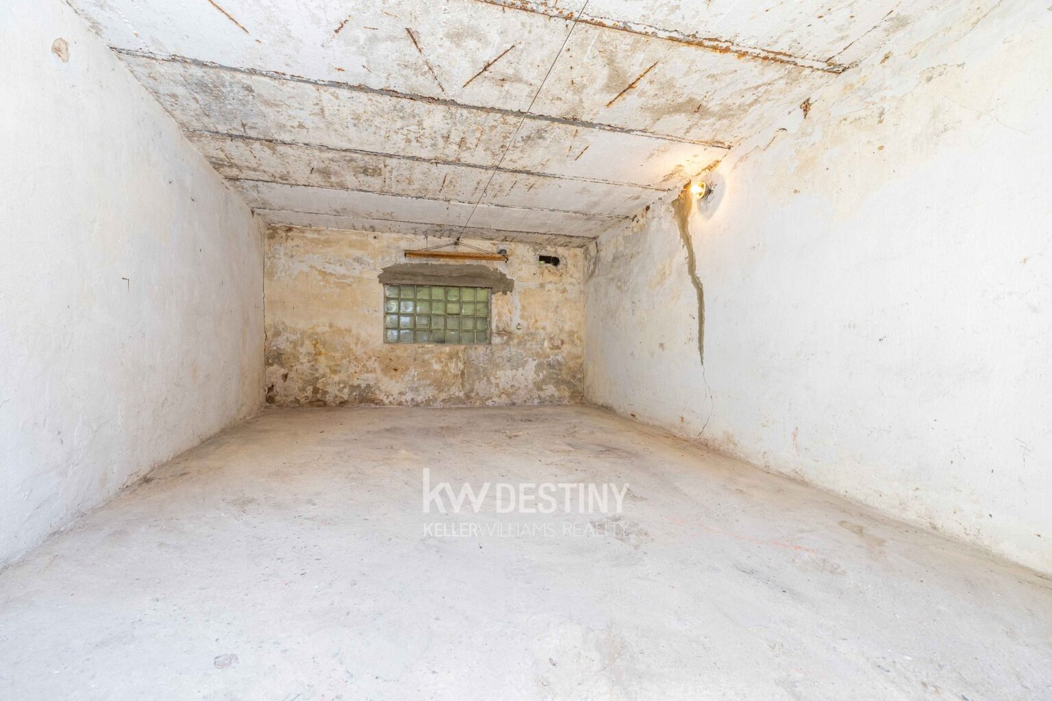 prodej-garaze-21-m2-ujezdecek-hc1a2679-34171e