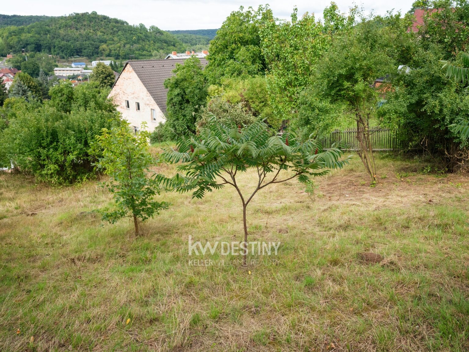 prodej-zahrady-423-m2-s-moznosti-vystavby-ohnic-okr-teplice-dsc-7804-54ee11