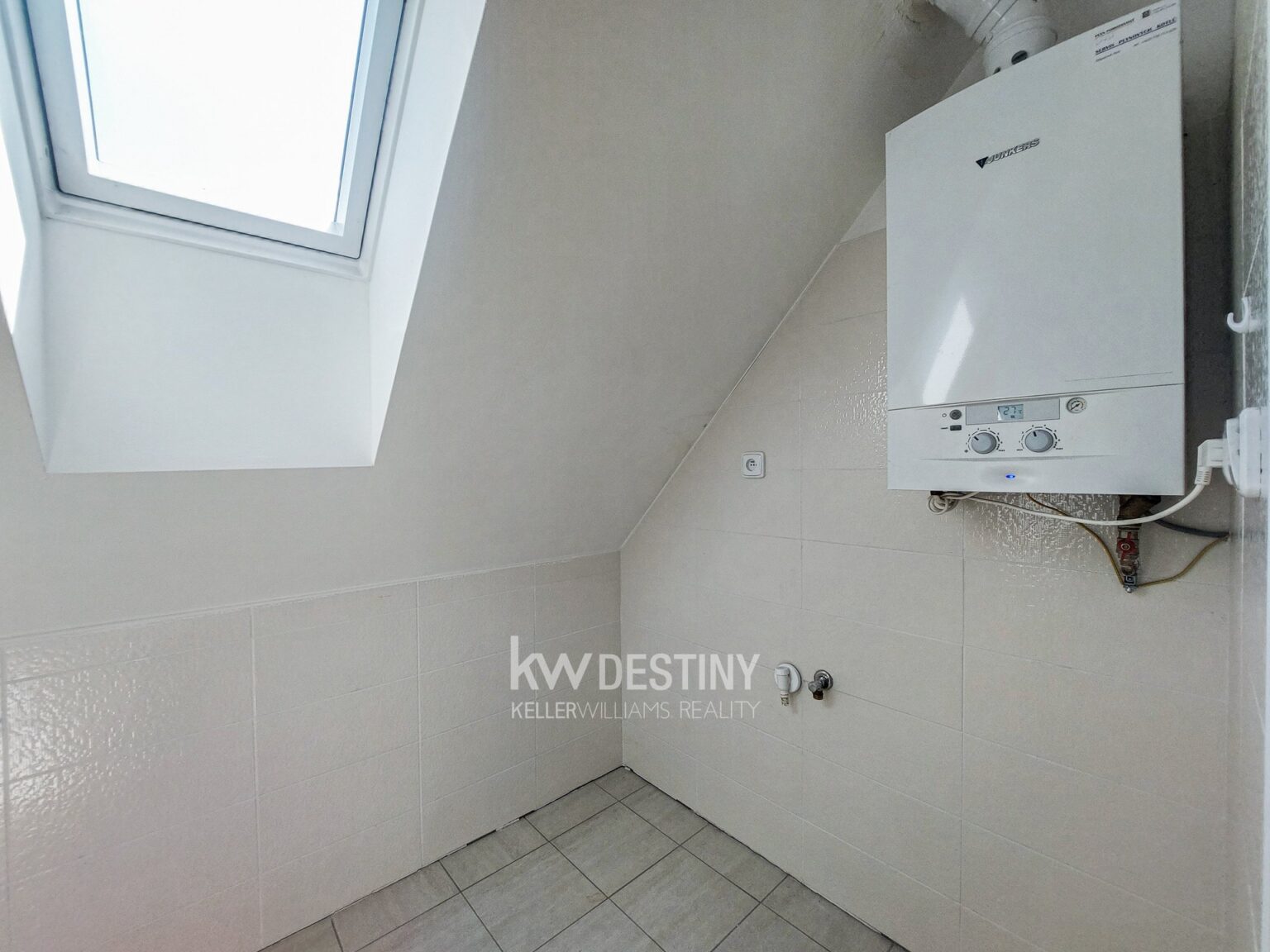 pronajem-bytu-2-kk-51-m2-tuchomerice-20250627-112509-266ee3