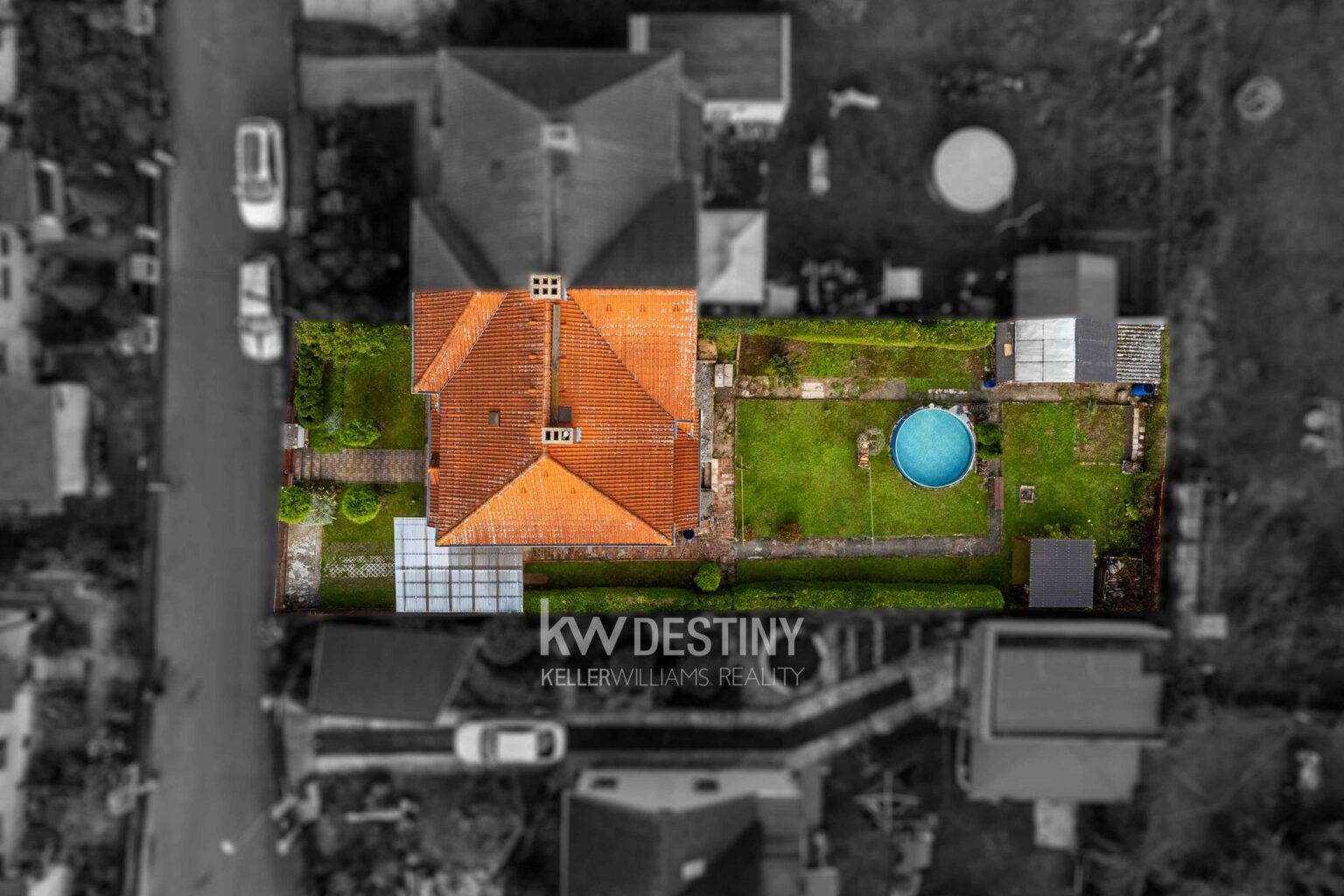 prodej-prostorneho-rodinneho-domu-5-1-s-uzasnym-vyhledem-v-povrlech-dji-0724-66649e