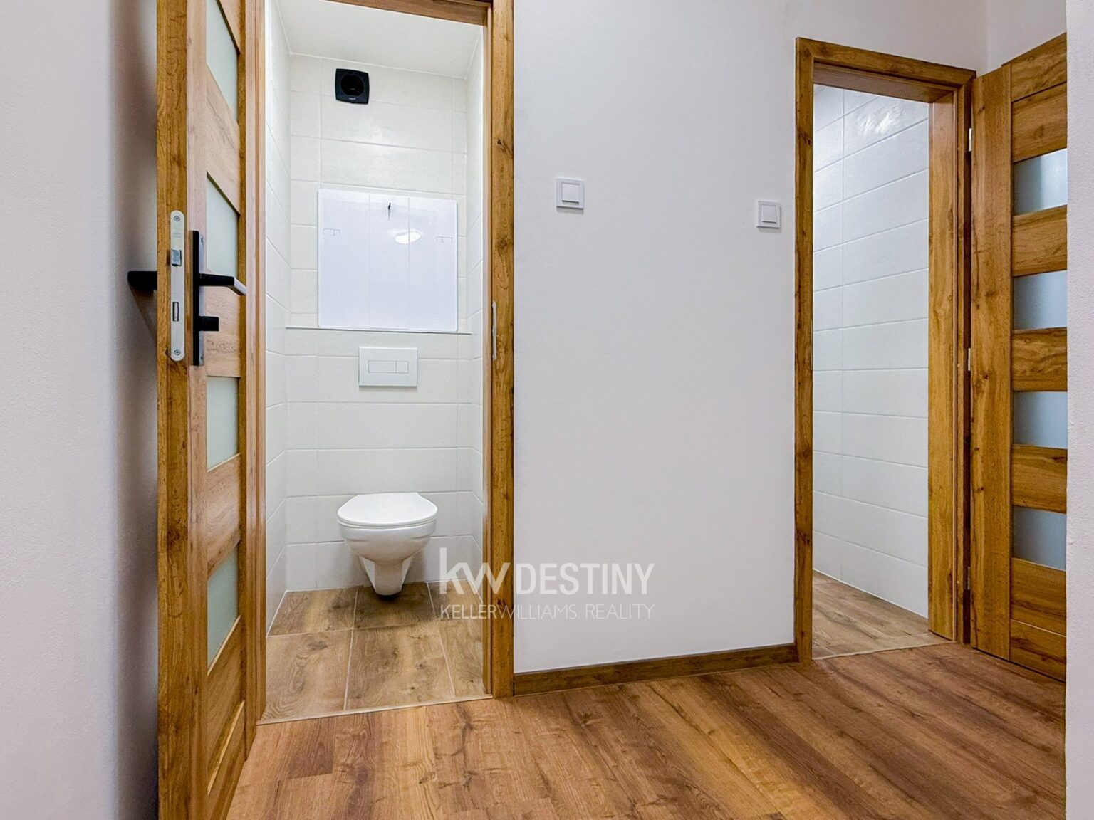 pronajem-bytu-2-kk-54-m2-osek-img-6217-e4bb9b