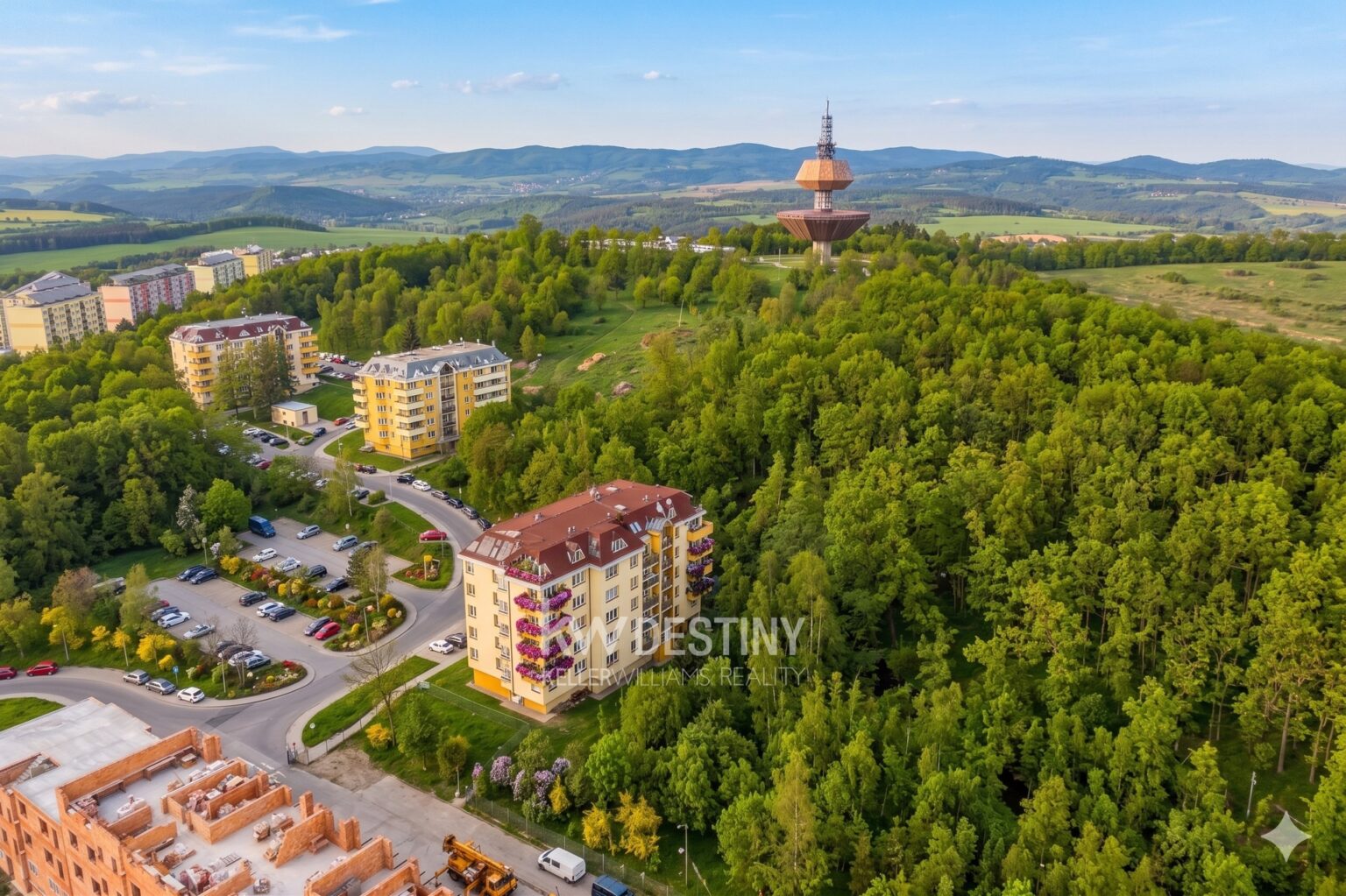 prodej-bytu-3-1-94-m2-teplice-nova-ves-dji-0912-334e5d