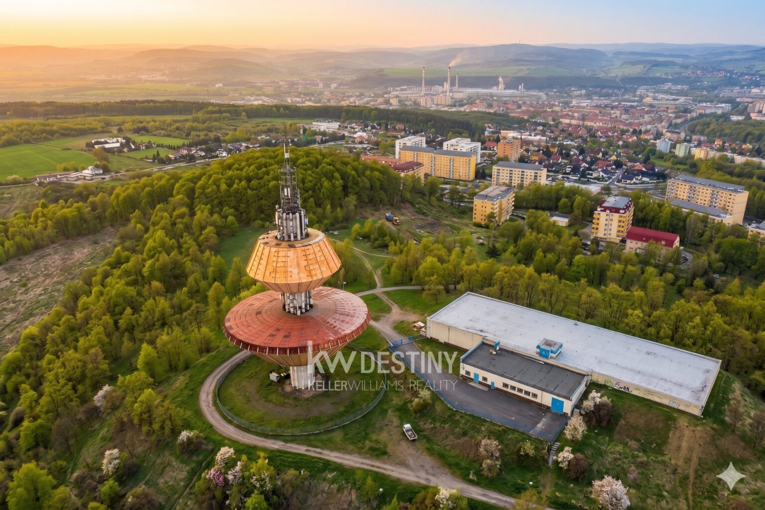 prodej-bytu-3-1-94-m2-teplice-nova-ves-dji-0915-ed74af