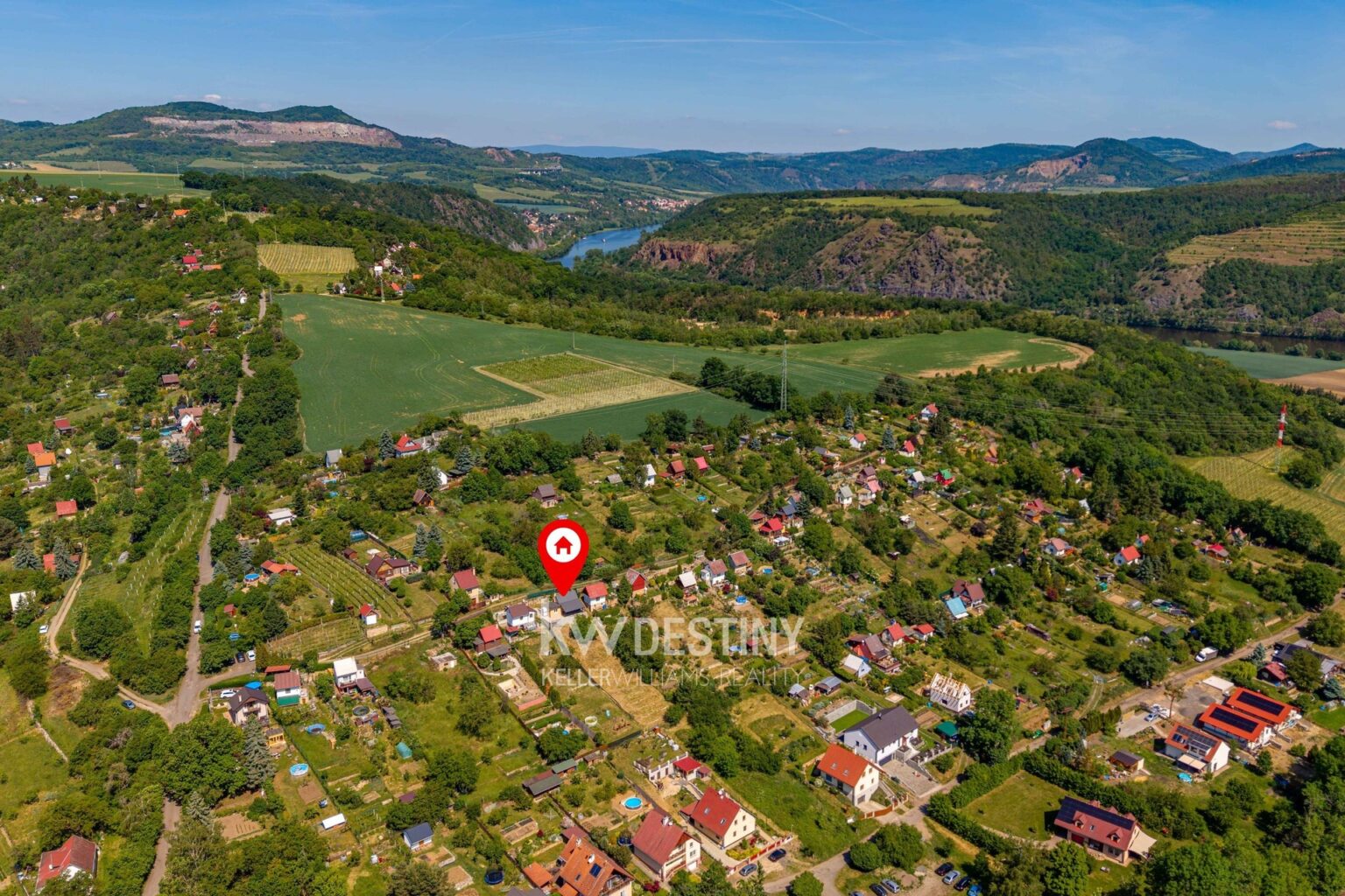 prodej-moderni-chaty-40-m2-se-zahradou-640-m2-male-zernoseky-dji-20260523110848-0231-d-18c84a