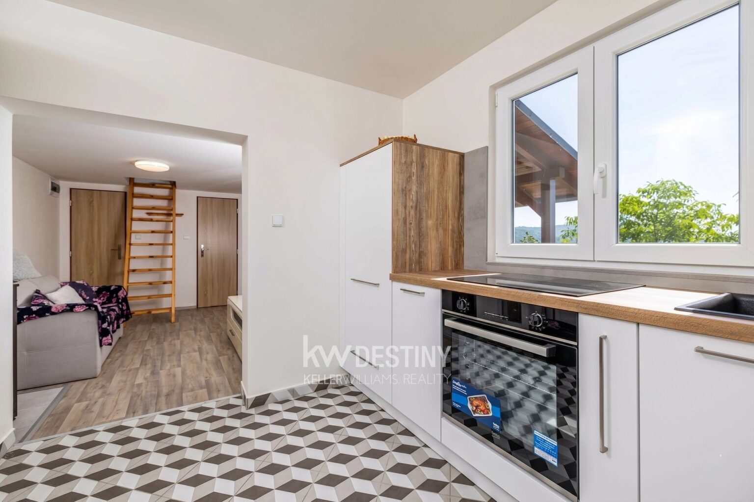 prodej-moderni-chaty-40-m2-se-zahradou-640-m2-male-zernoseky-hc1a0098-7ec588