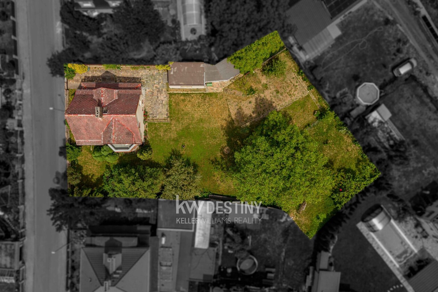 prodej-rodinneho-domu-150-m2-duchcov-dji-20260604131219-0248-d-5b1cda